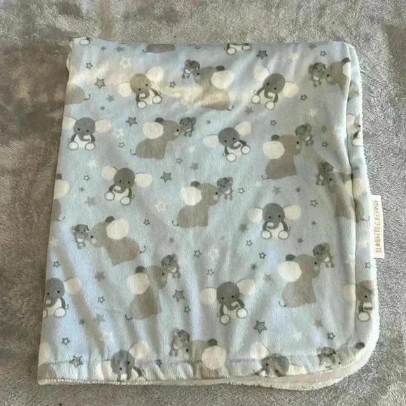 ⭐️HP⭐️ Blankets & Beyond -  Newborn blanket and Elephant Lovey. - Picture 2 of 5